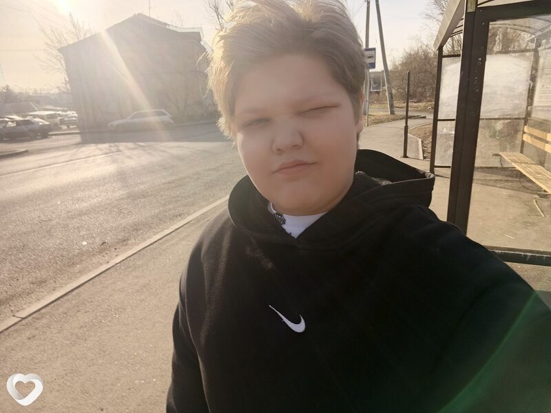 Денис, 19, Красноярске — анкета №4408486