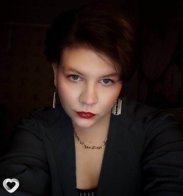 Юлия, 19, Челябинске — анкета №4408628