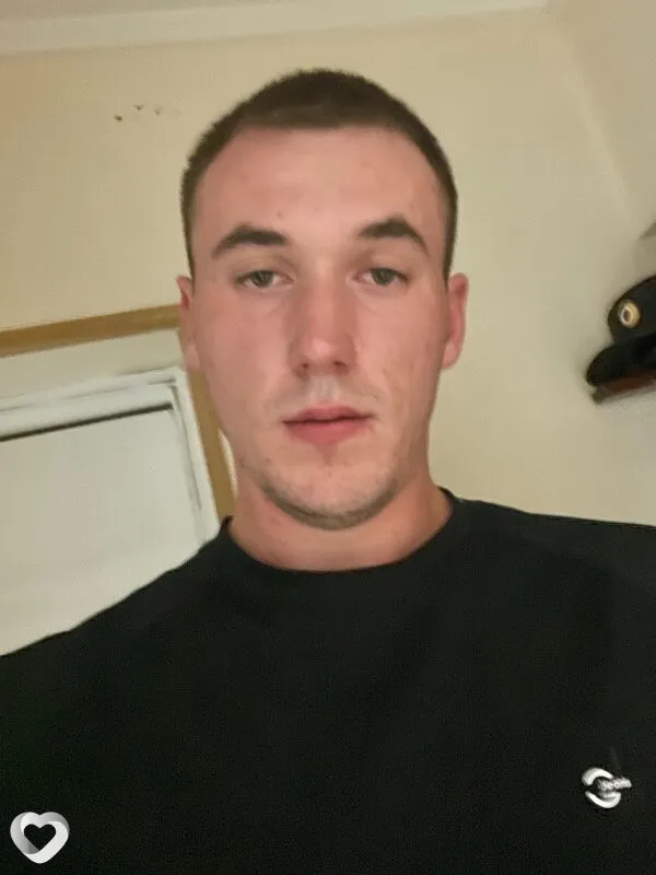 Иван, 23, Горно-Алтайске — анкета №4409484