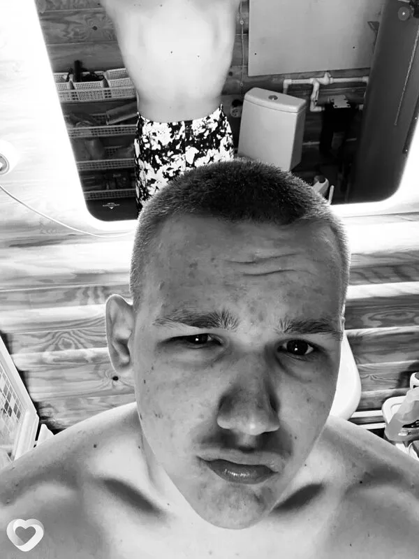 Андрей, 18, Москве — анкета №4410394