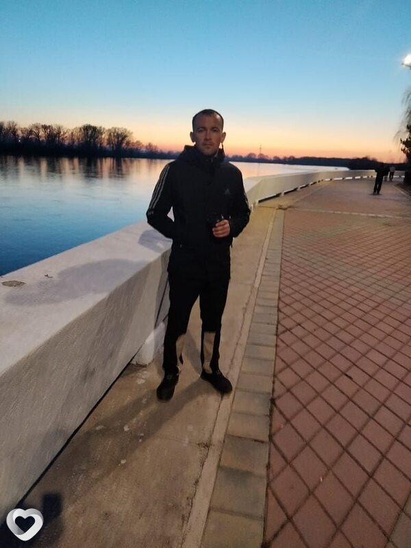 Олег, 33, Усть-Каменогорск — анкета №4411073