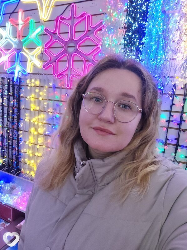 Вика, 24, Старом Осколе — анкета №4411109