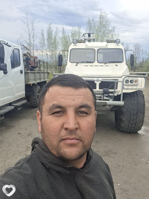 Музаффар, Ноябрьск