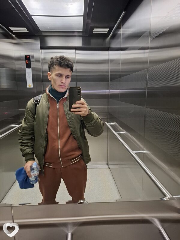 Алик, 27, Екатеринбурге — анкета №4412128