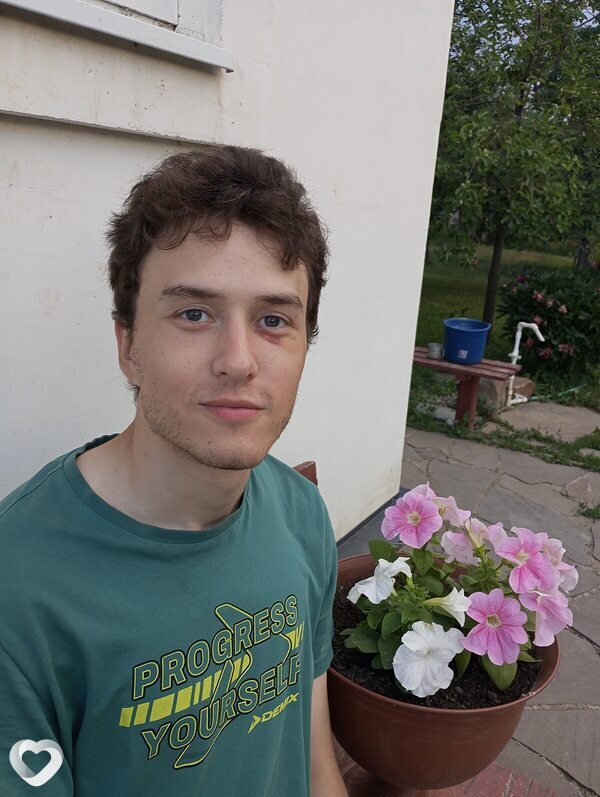 Руслан, 21, Шахтах — анкета №4412587