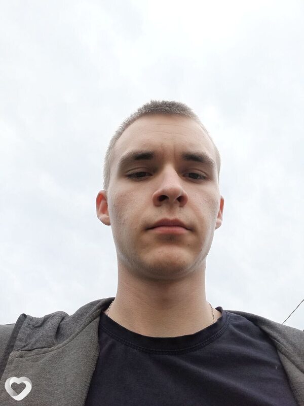 Андрей, 21, Минусинске — анкета №4412840