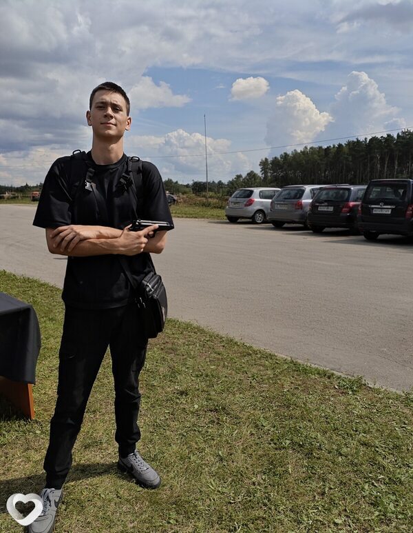Александр, 21, Москве — анкета №4413704
