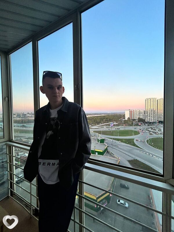 Кирилл, 21, Новосибирске — анкета №4414038
