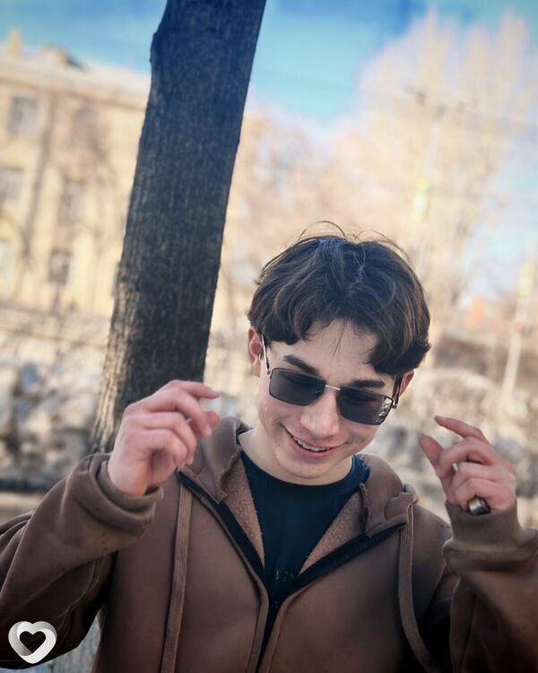 Султан, 19, Томске — анкета №4414598
