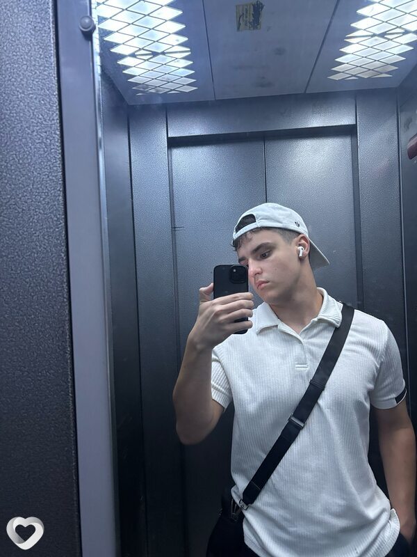 Арсений, 21, Краснодаре — анкета №4415703