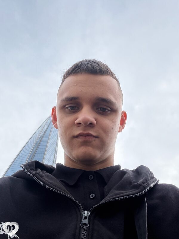 Денис, 19, Санкт-Петербурге — анкета №4416376
