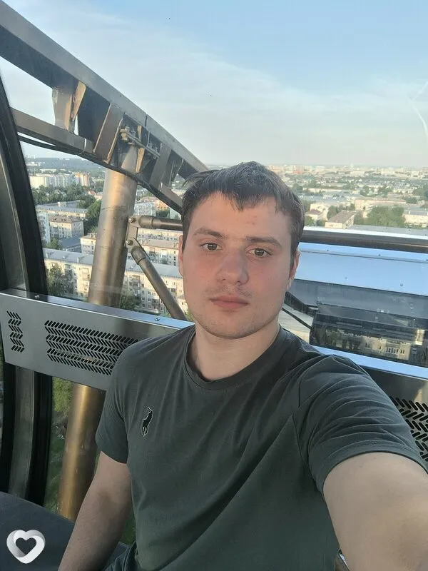 Евген, 21, Барнауле — анкета №4416759