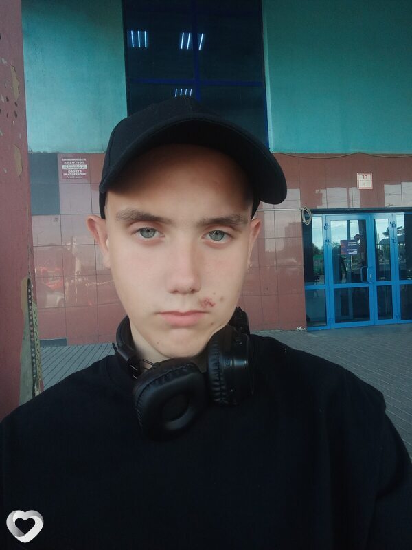 Иван, 18, Троицке — анкета №4417017