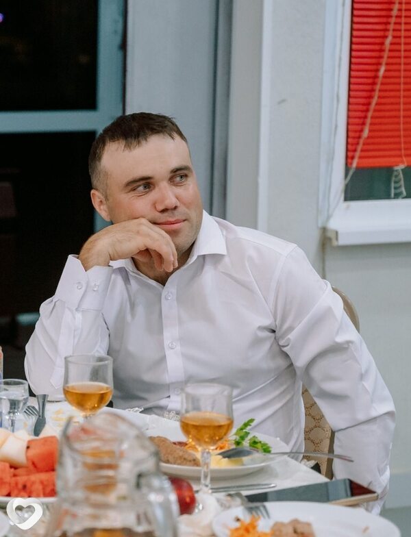 Виктор, 31, Чебоксарах — анкета №4417243