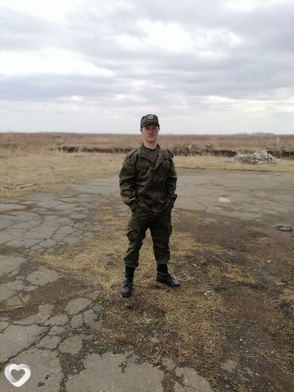 Илья, 23, Иркутске — анкета №4417763