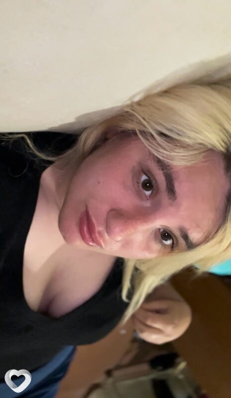 Аня, 23, Волновахе — анкета №4418473