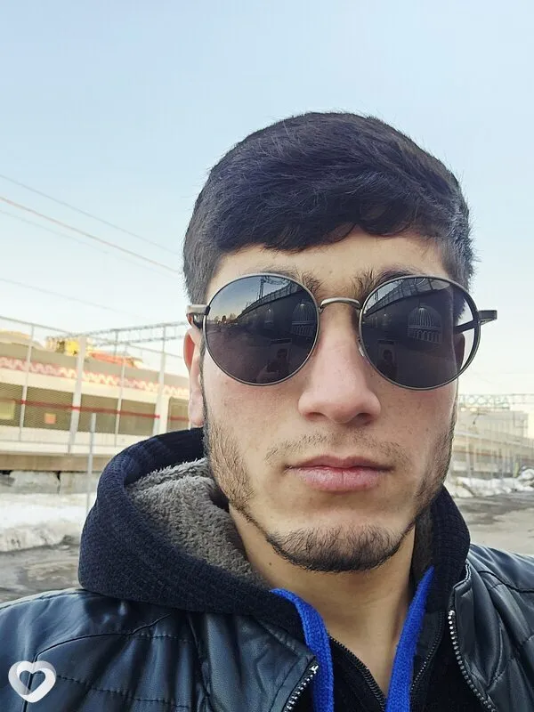 Рома, 21, Москве — анкета №4421484