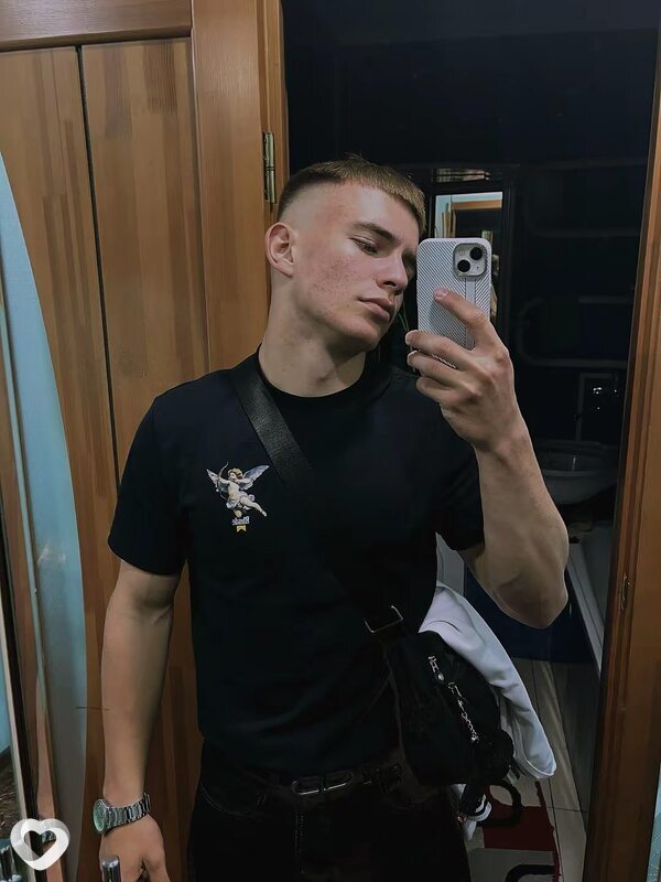 Никита, 18, Минске — анкета №4421408