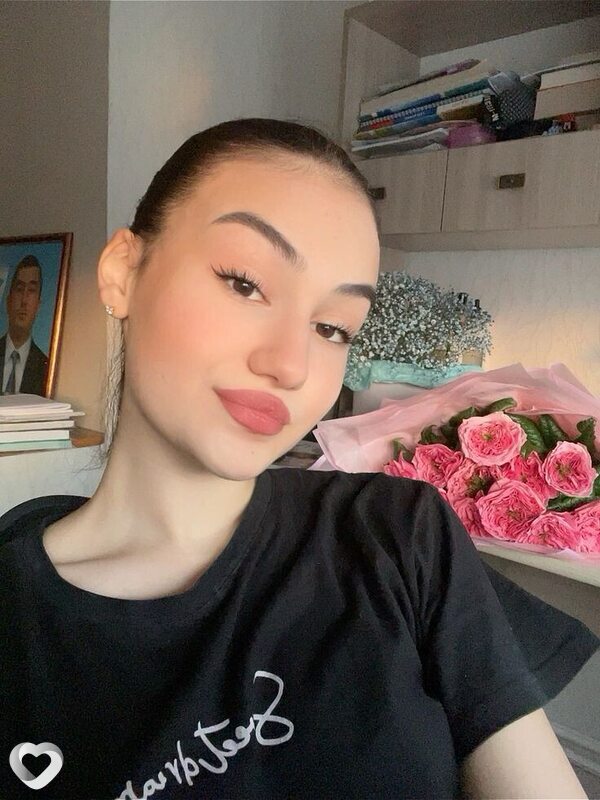 Эмилия, 18, Абакане — анкета №4421690