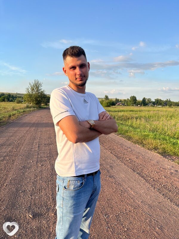 Артур, 29, Белове — анкета №4422063