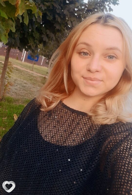 Лиза, 27, Абакане — анкета №4422659