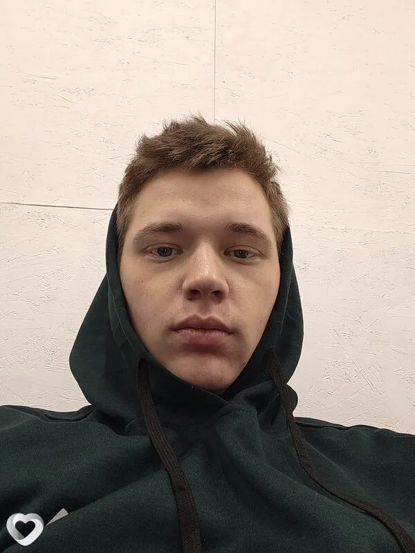 Александр, 22, Москве — анкета №4423378
