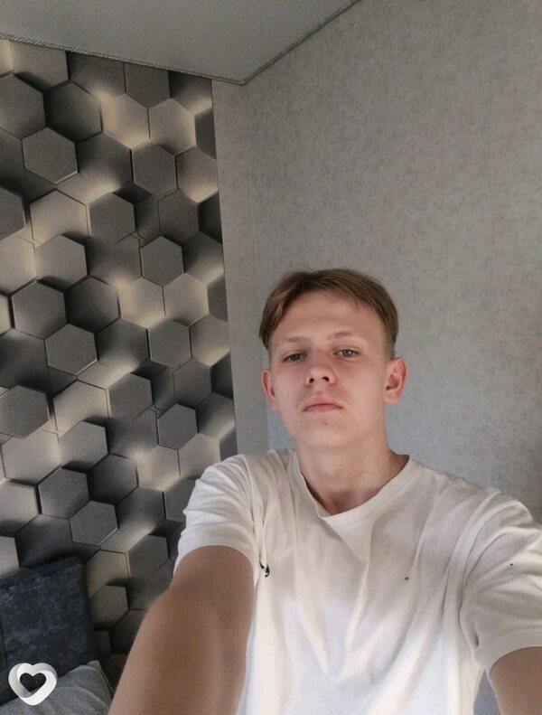 Миша, 18, Коврове — анкета №4423814