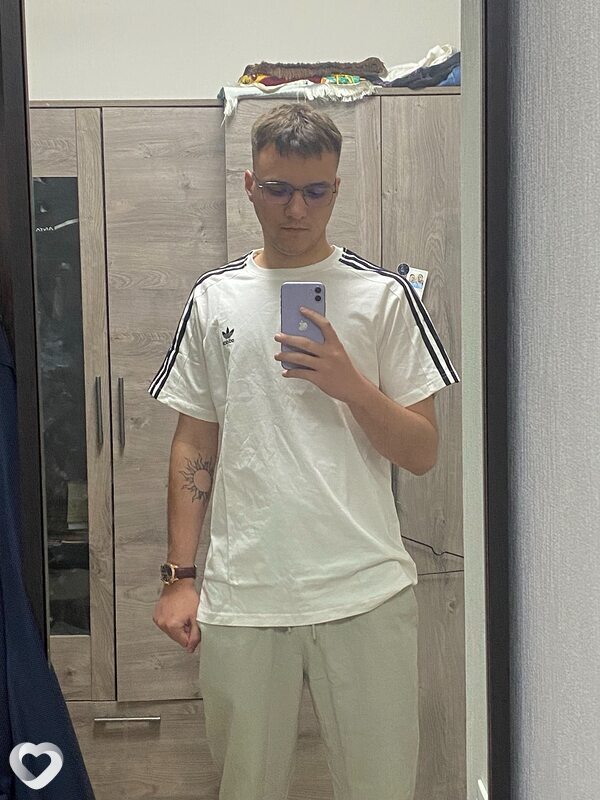 Александр, 22, Москве — анкета №4423889
