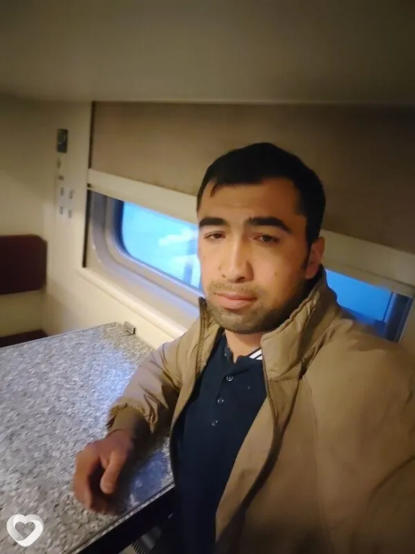 Михаил, 31, Бийске — анкета №4424482