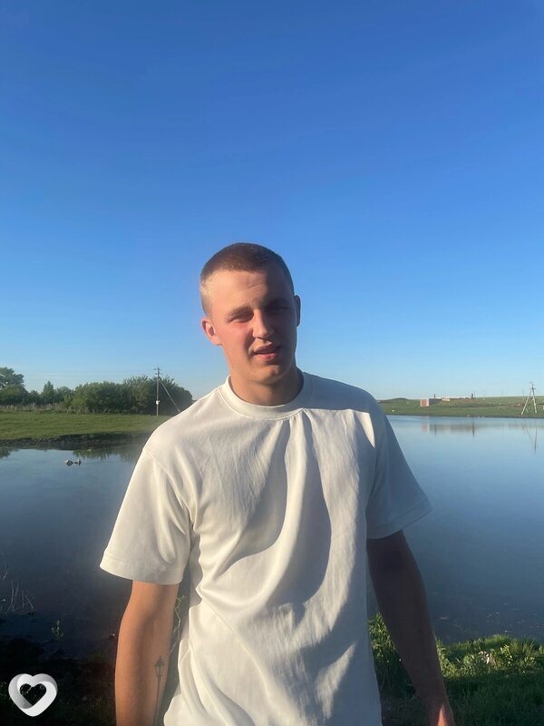 Сергей, 21, Магнитогорске — анкета №4424618