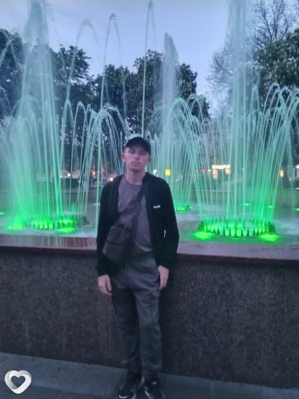 Дима, 21, Кременчуге — анкета №4425252