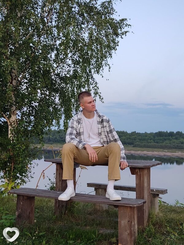 Ростислав, 19, Челябинске — анкета №4425429