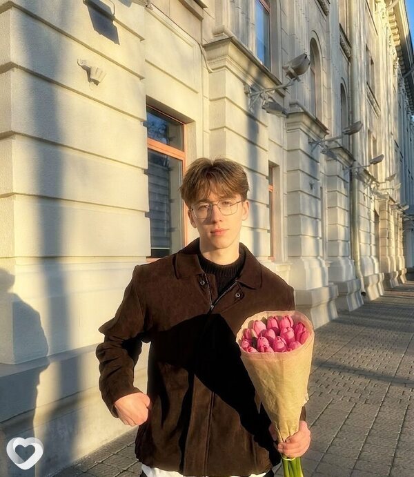 Антон, 18, Минске — анкета №4425801