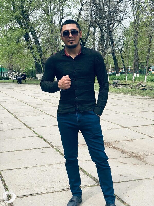 Паша, 31, Луганске — анкета №4426211