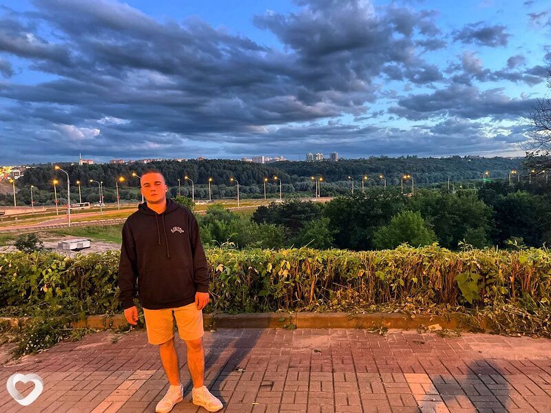 Гриша, 21, Балашихе — анкета №4426015