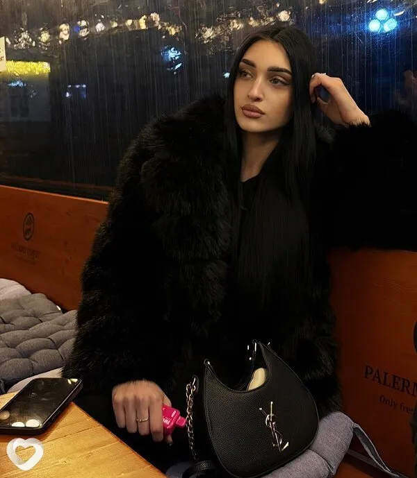 Аделина, 19, Москве — анкета №4426272