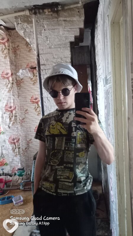 Ваня, 19, Красноярске — анкета №4426808