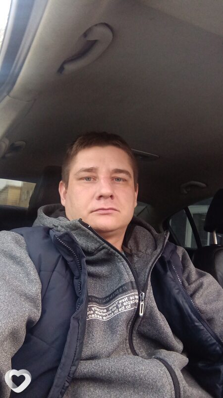 Кузя, Докучаевск