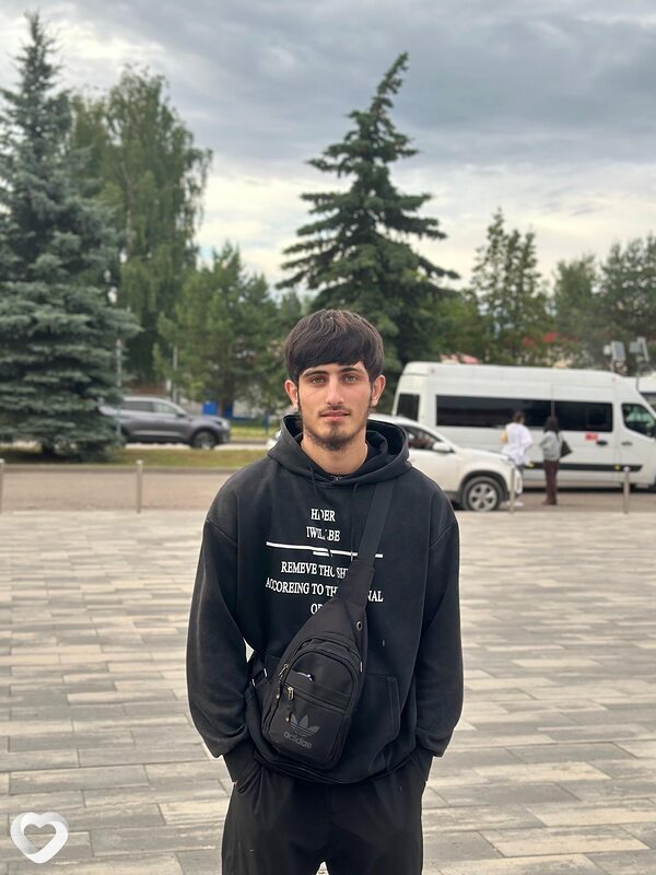 Адам, 19, Москве — анкета №4427156
