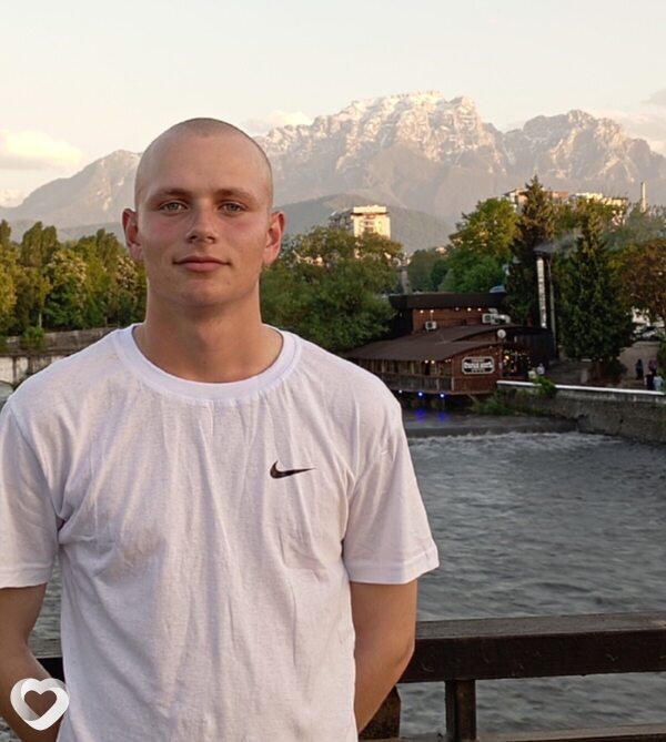 Илья, 20, Оренбурге — анкета №4428667