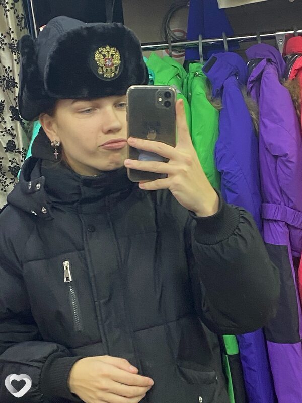Карина, 19, Минусинске — анкета №4428931