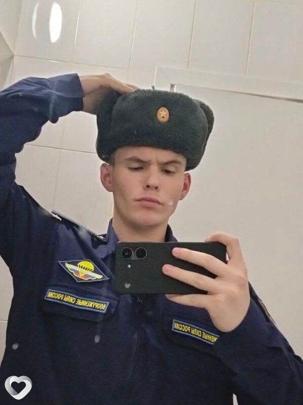 Кирилл, 19, Новосибирске — анкета №4428975