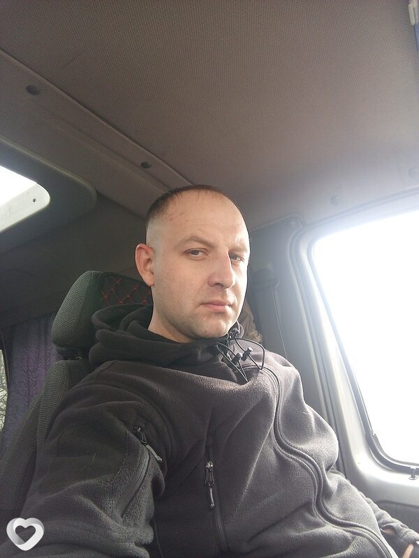 Андрей, 30, Торезе — анкета №4429280