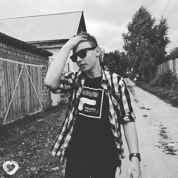 Роман, 23, Ижевске — анкета №4429399
