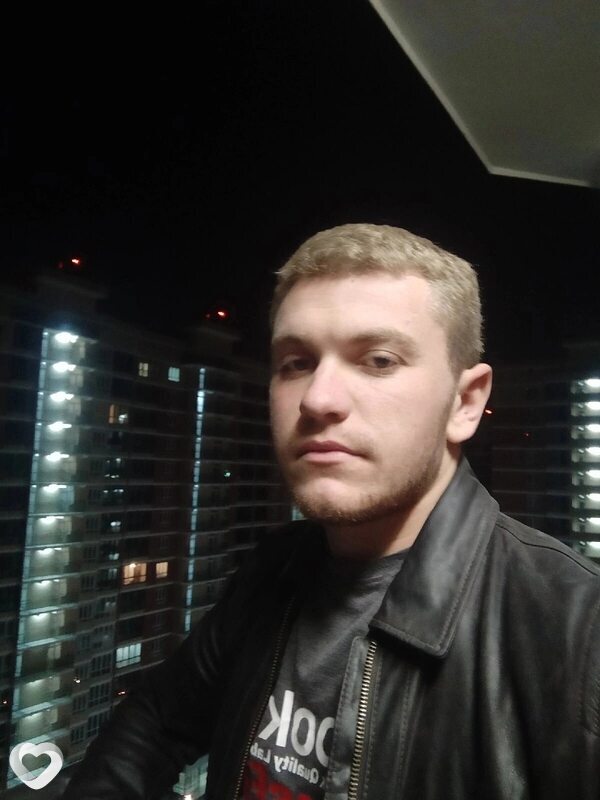 Валентин, 28, Краснодаре — анкета №4429845