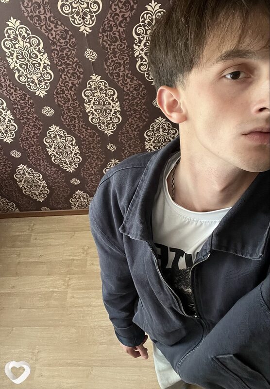 Никита, 19, Брянске — анкета №4429985