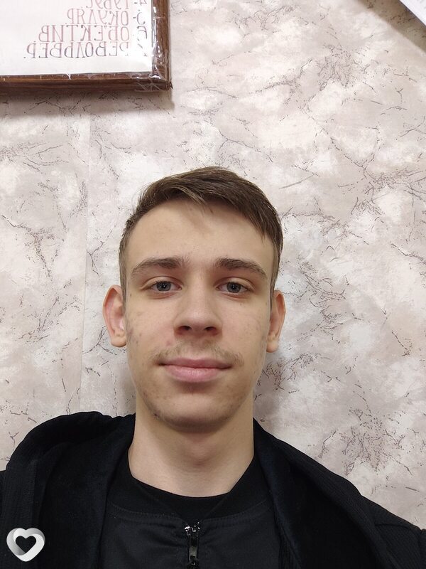 Дима, 20, Луганске — анкета №4430079