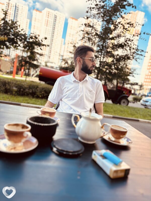 Манвел, 28, Москве — анкета №4431598