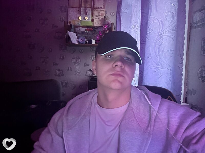 Мишаня, 18, Вологде — анкета №4432418