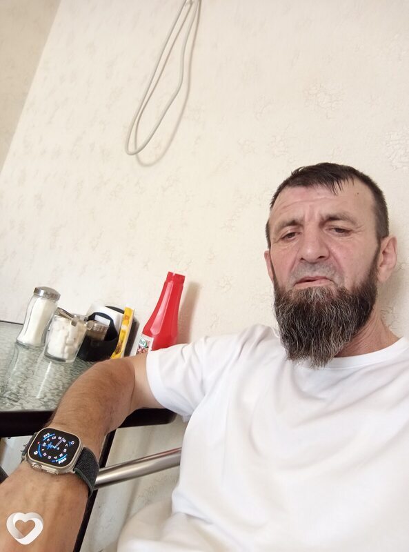 Алихан, Грозный